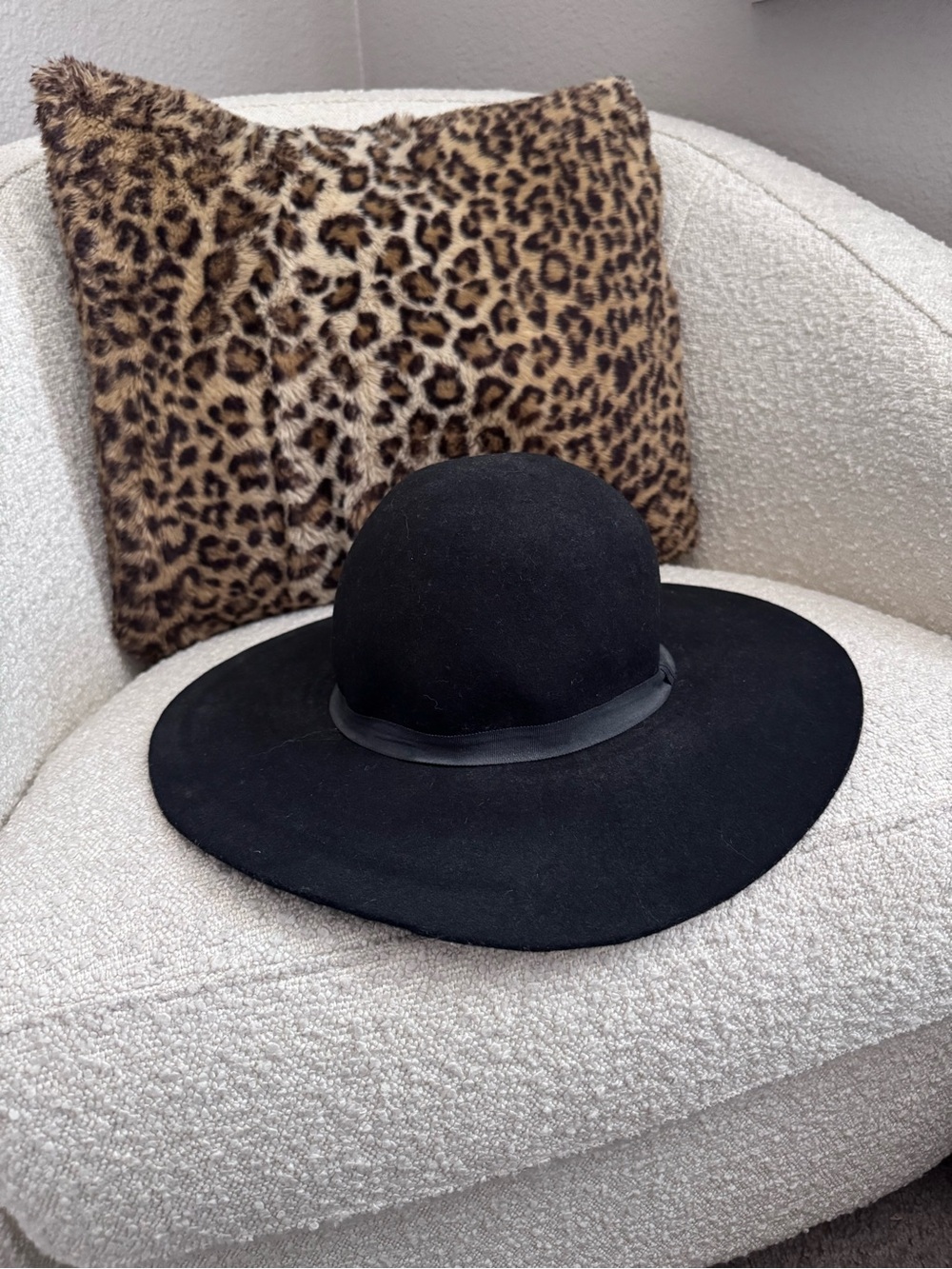 Women's Black Wide-Brim Felt Hat with Black Trim
